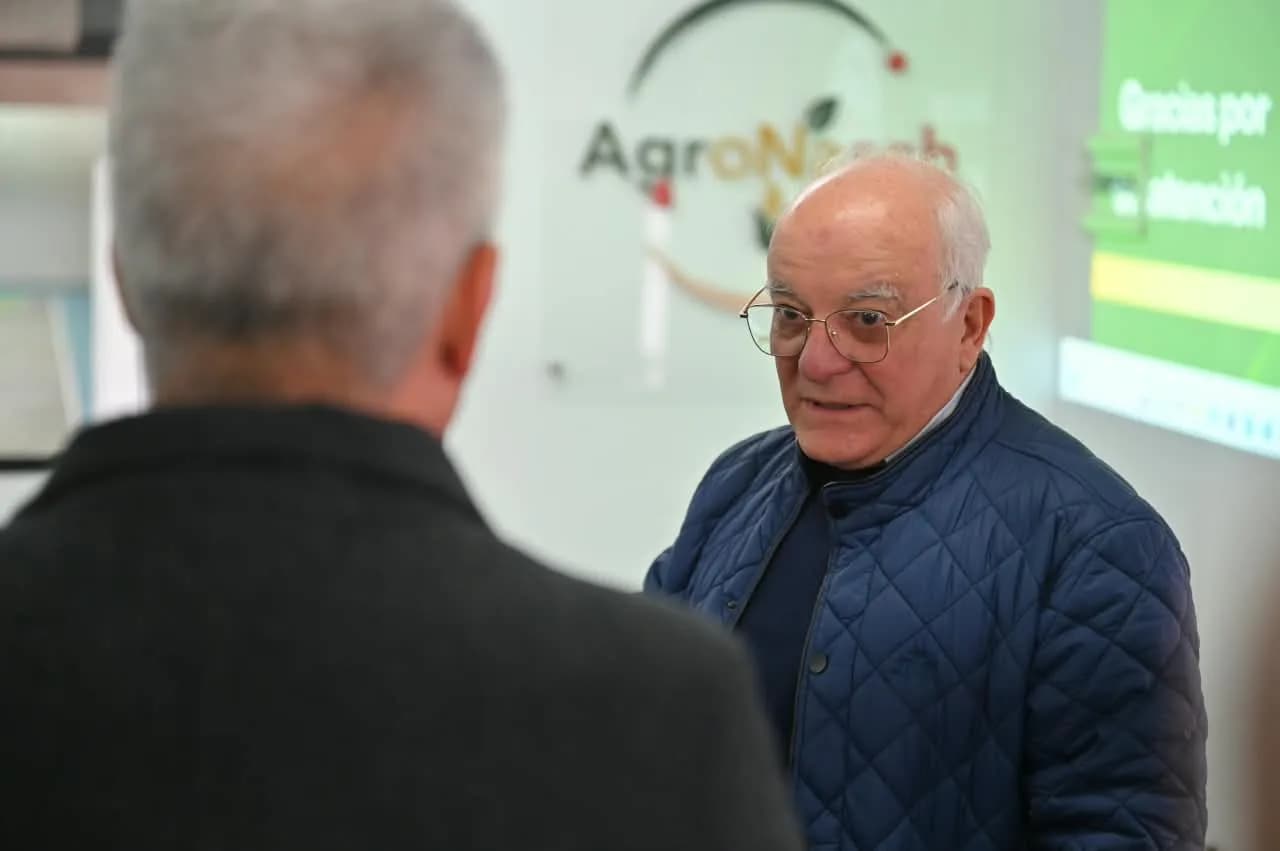 Poggi visitó AgroNasch, que consolida su planta de Naschel con nuevas inversiones