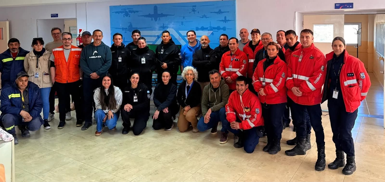 Trabajadores del Aeropuerto Valle del Conlara reforzaron su preparación para emergencias