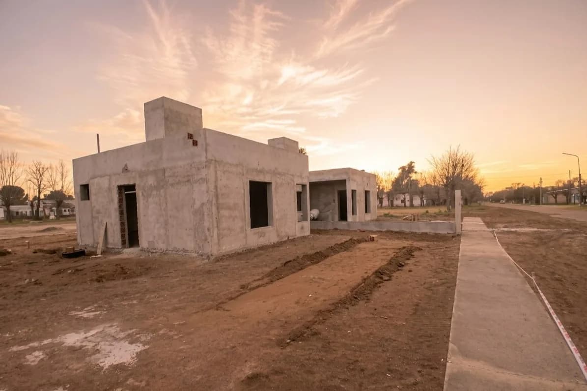 Las viviendas de Anchorena y Arizona se preparan para nuevas etapas de obra