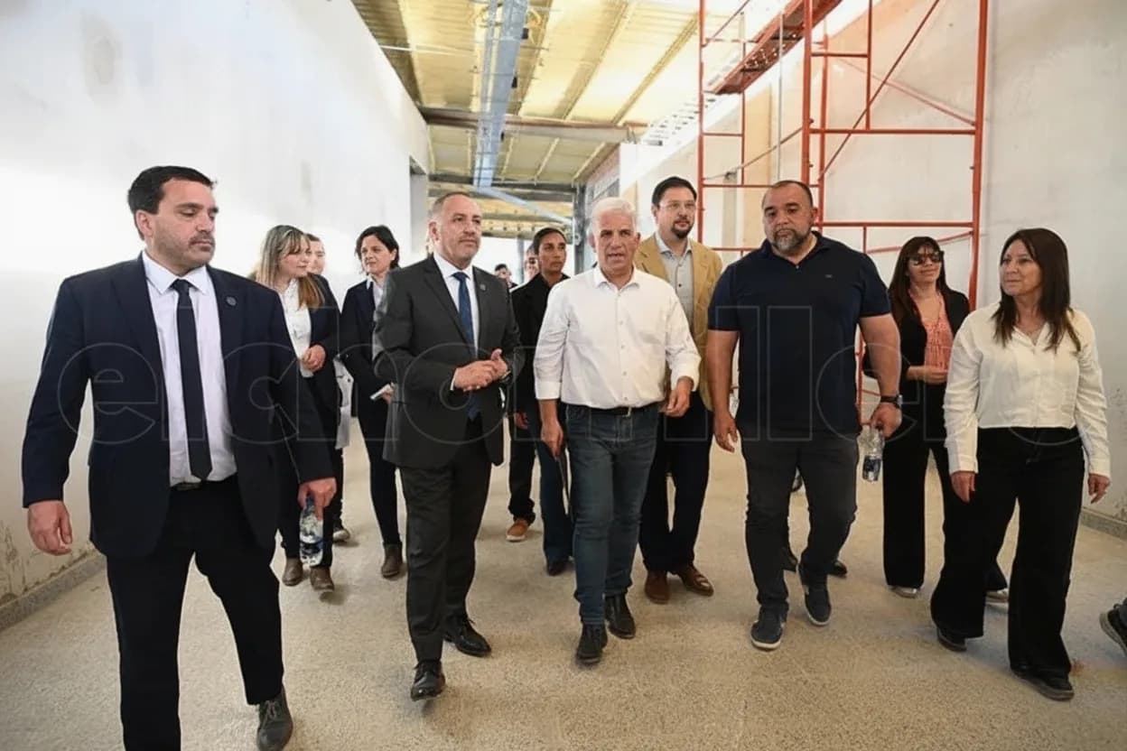 El gobernador recorrió las instalaciones que se construyen en el Campus.