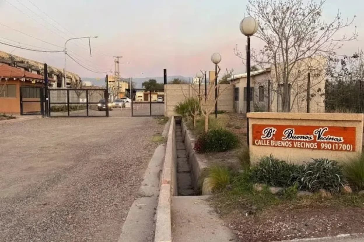 El episodio ocurrió a última hora de este miércoles en la calle Buenos Vecinos al 900.