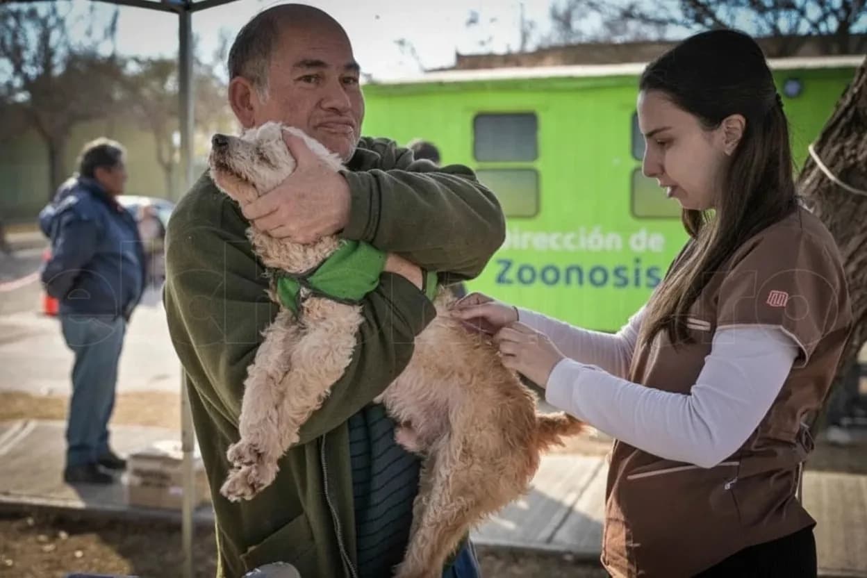 Tráiler de Zoonosis, PAS y Centro de Transferencia de Residuos Móvil: dónde se ubicarán los programas municipales.