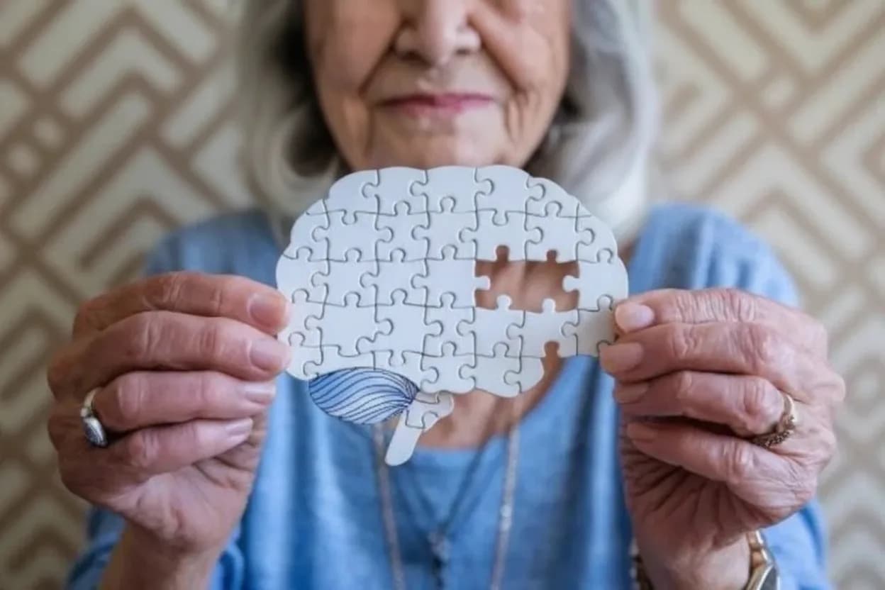 “Prevenir también es cuidar”: la UNSL invita a una jornada abierta sobre salud cerebral y Alzheimer.
