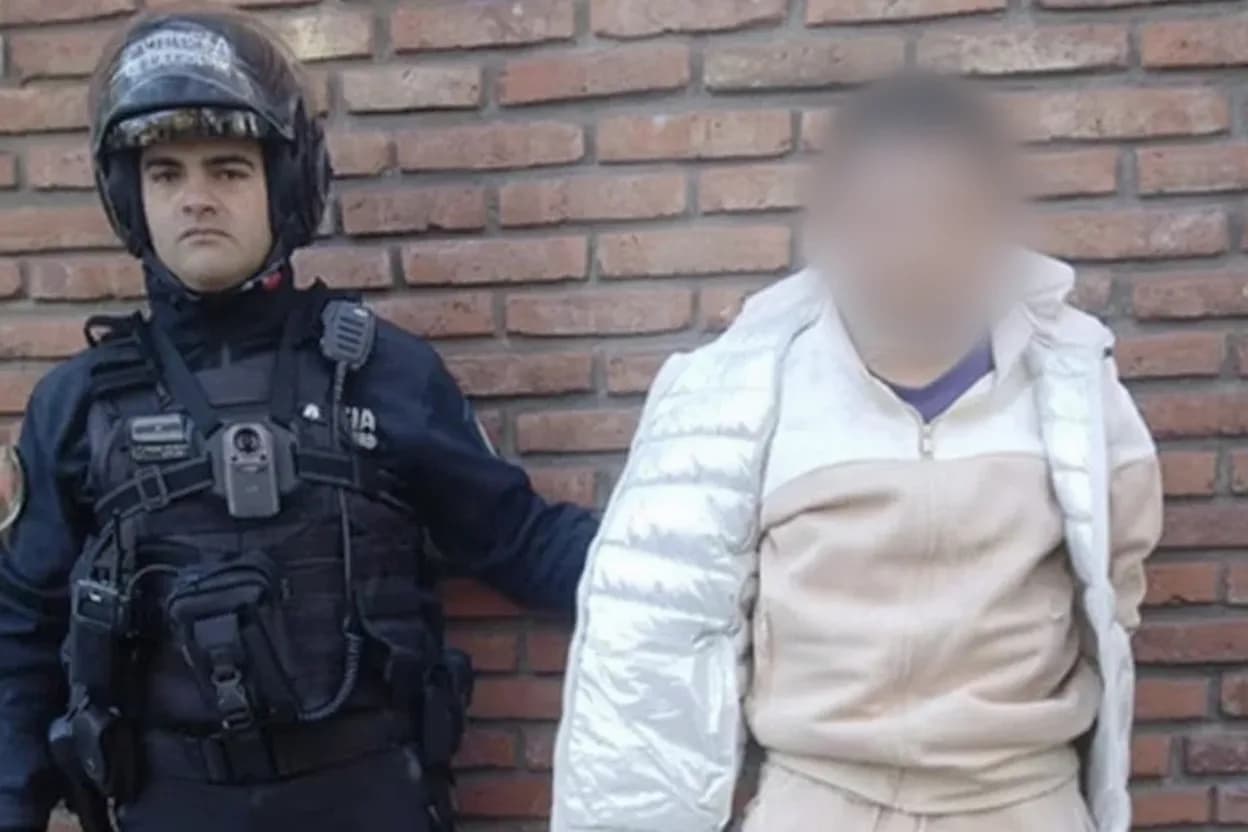 El sujeto detenido.