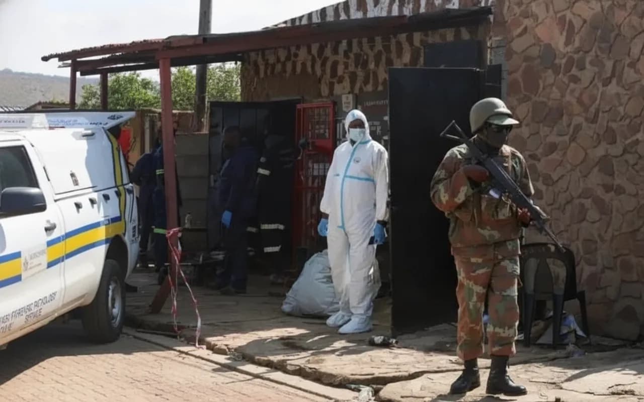 Dos tiroteos dejaron 27 muertos y 26 heridos en Sudáfrica.