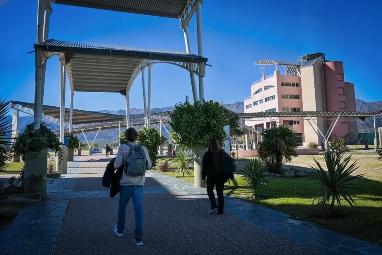 La Universidad de La Punta ofrece un curso de Marketing Digital con reconocimiento de puntaje para docentes