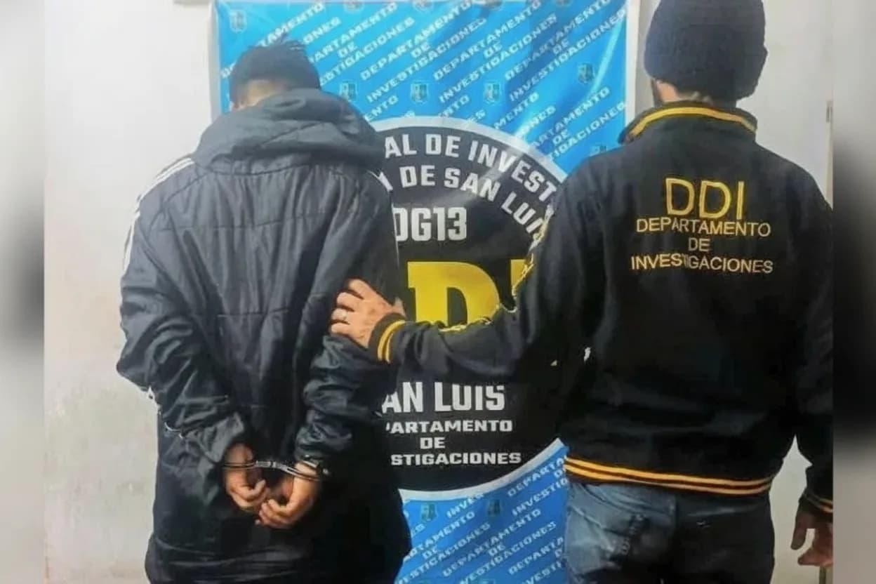 Detuvieron a un joven de 18 años por una causa de lesiones con arma blanca, daños y violación de domicilio.