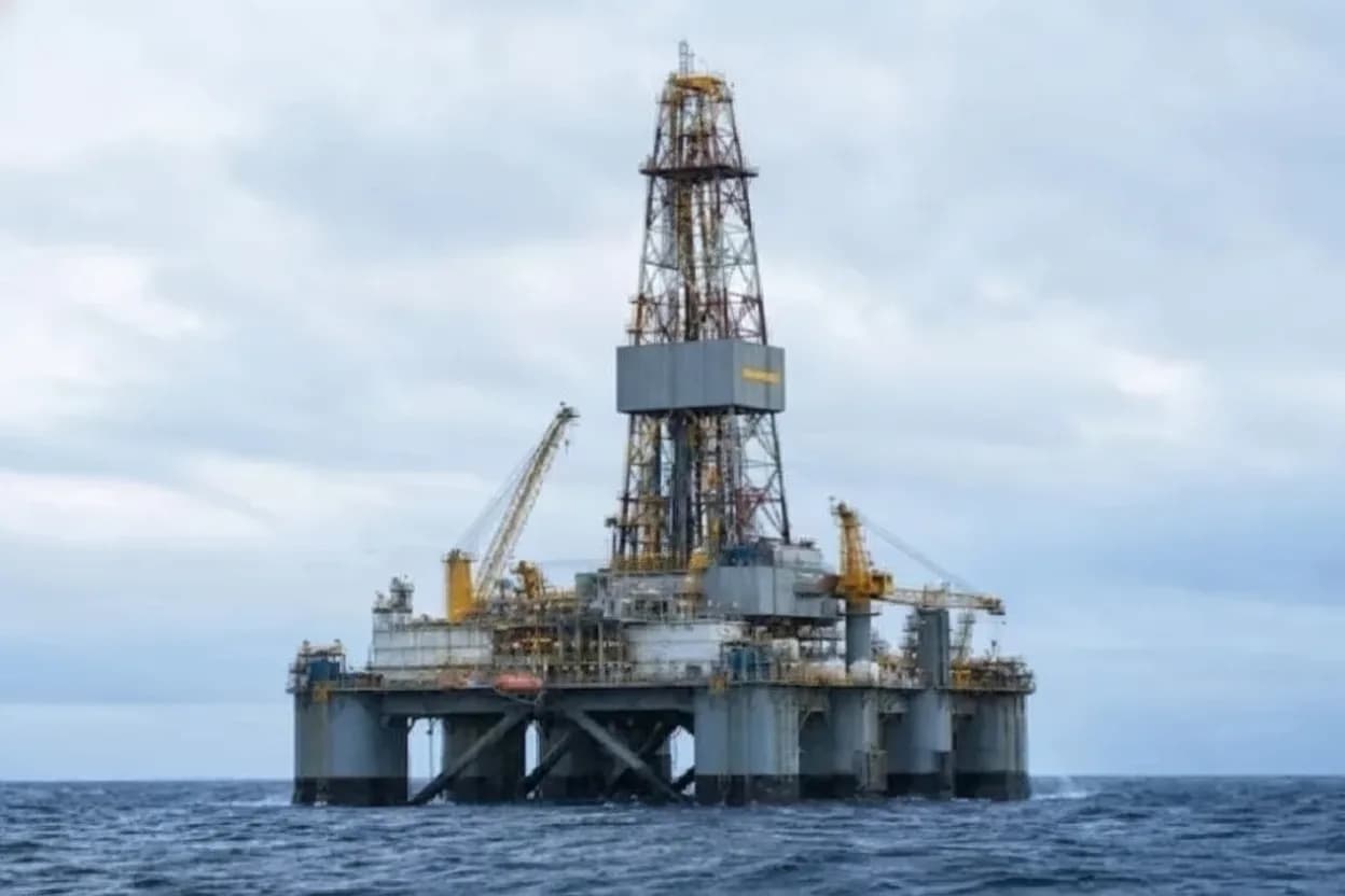 El proyecto petrolero Sea Lion prevé extraer 50.000 barriles diarios de petróleo.