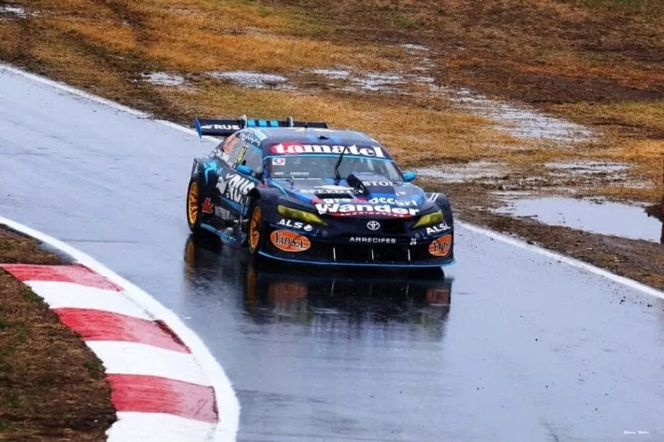 Di Palma había hecho la pole en la clasificación del sábado bajo la nieve.
