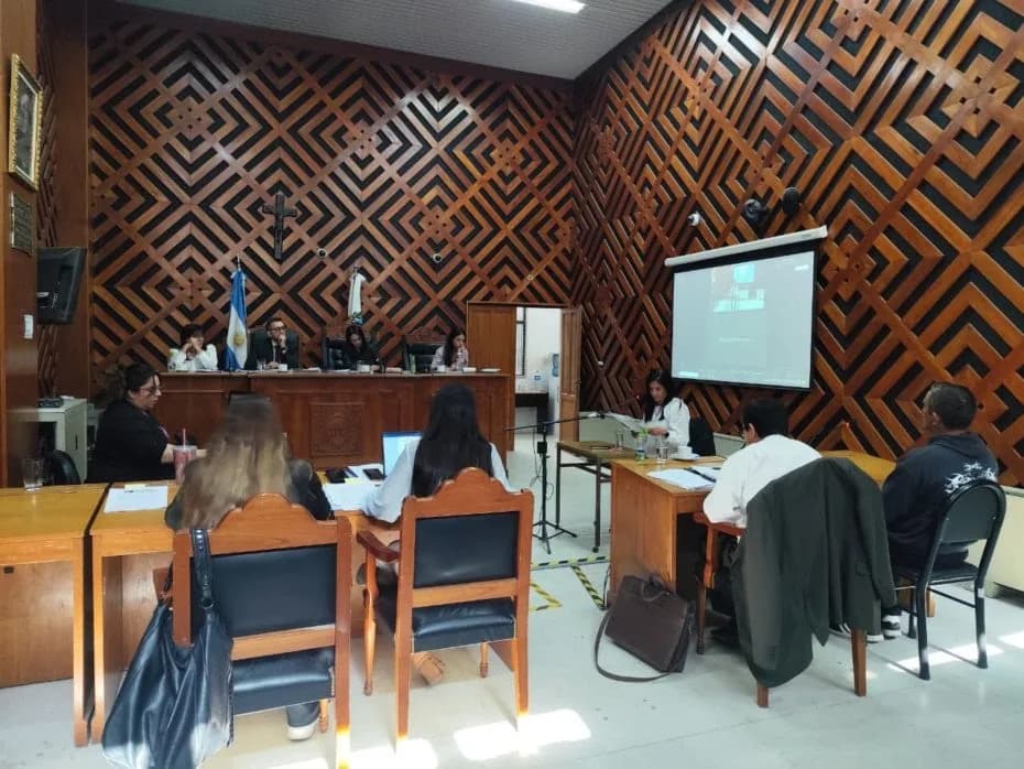Comenzó el debate oral.