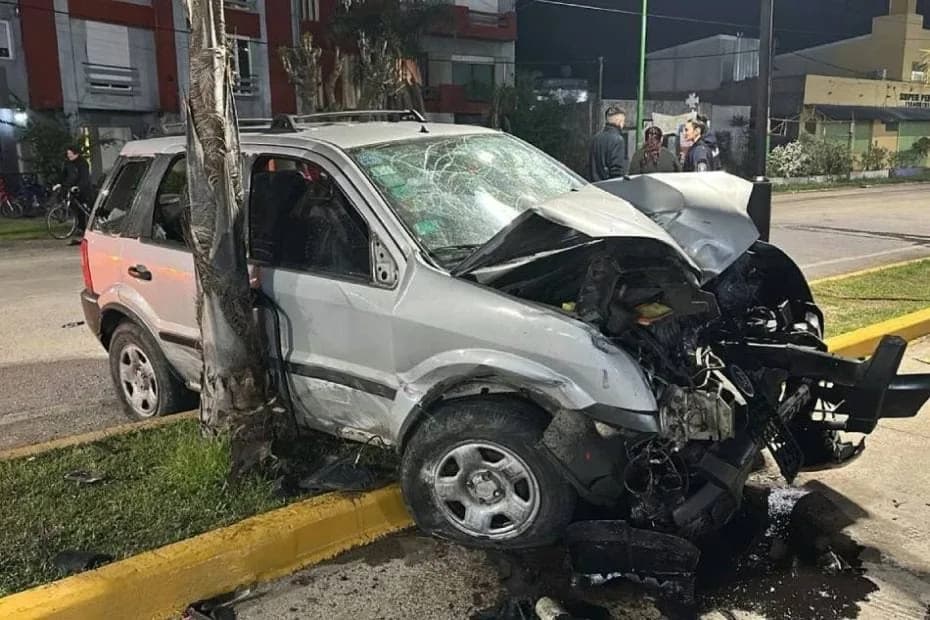 Murió un bebé de 10 días tras un fuerte choque en Punta Lara.