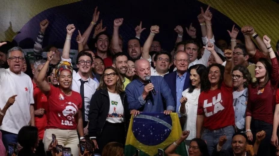 El primer mensaje de Lula tras ganar el balotaje en Brasil.