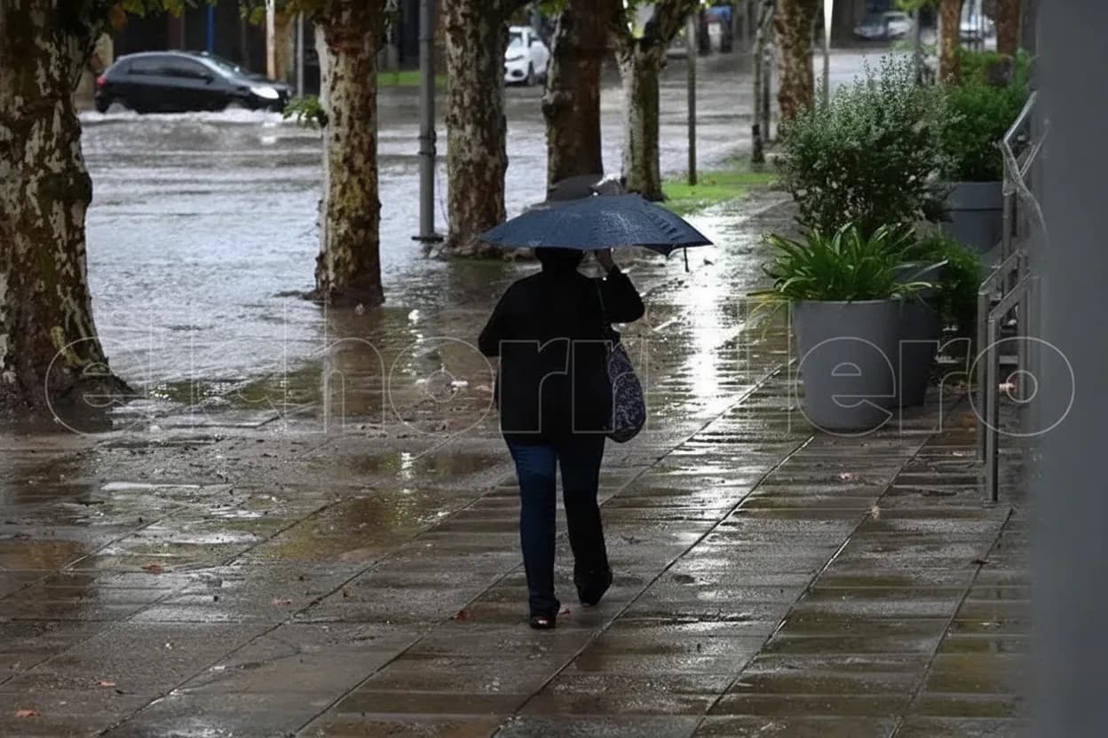 El aviso estará vigente durante la noche de este martes y la madrugada del miércoles.