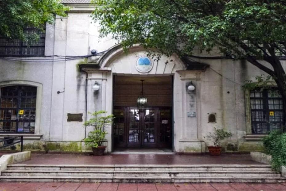 Escuela N° 30 D.E.9 Granaderos de San Martín.