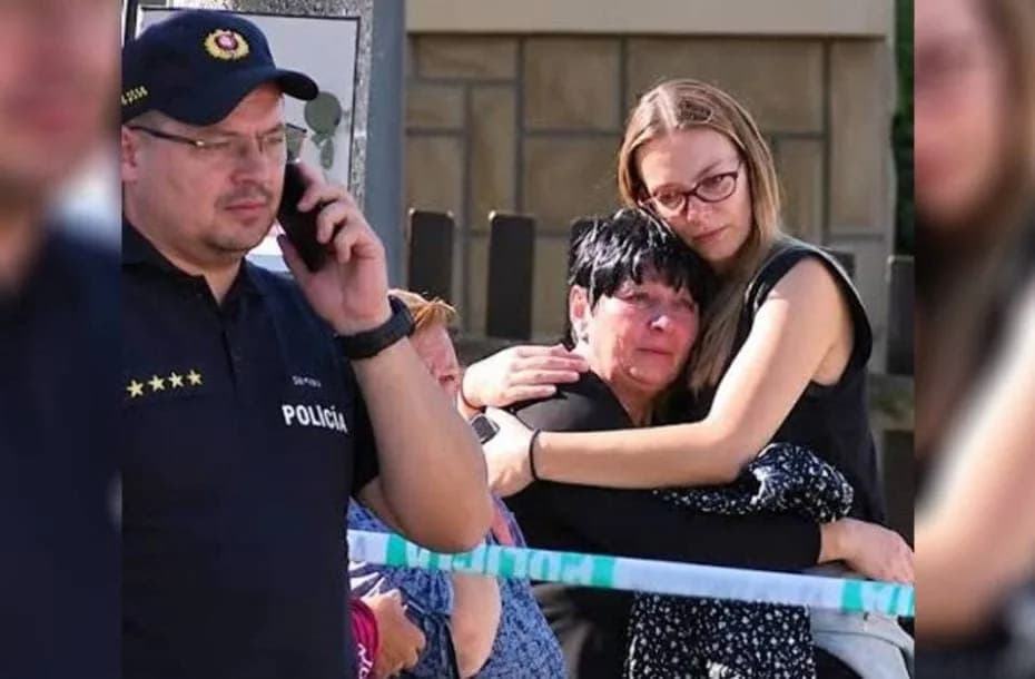 Polonia: un adolescente de 15 años mató a una conserje escolar a puñaladas.