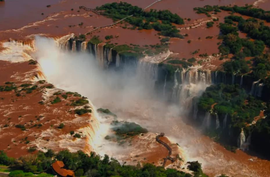 El circuito Garganta del Diablo está inhabilitado por aumento del caudal de agua.