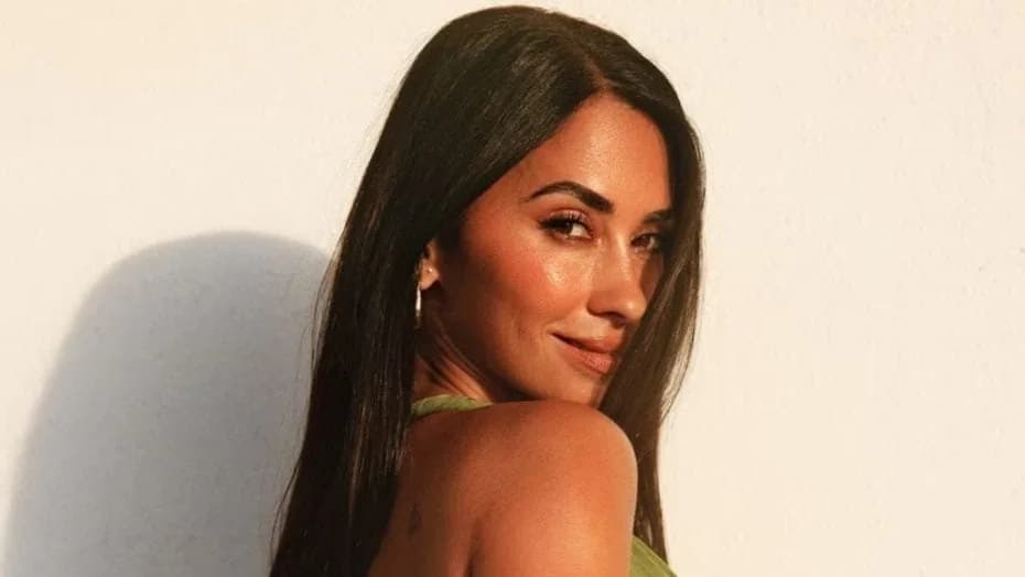 Antonela Roccuzzo vende su ropa en un sitio web de moda de lujo de segunda mano.