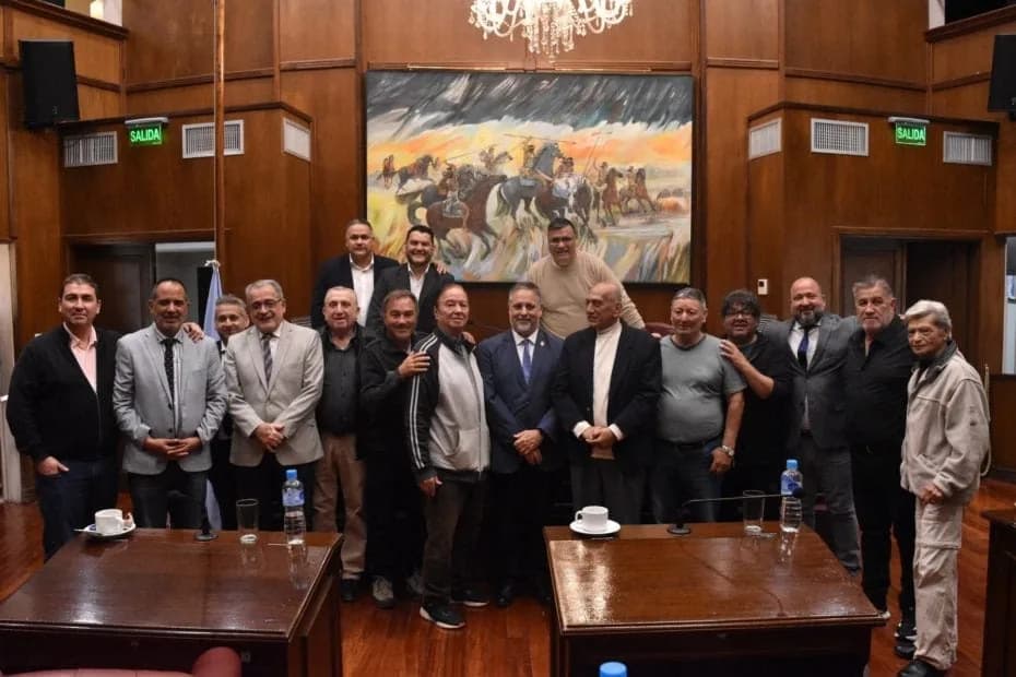 Los senadores aprobaron por unanimidad a la ley.