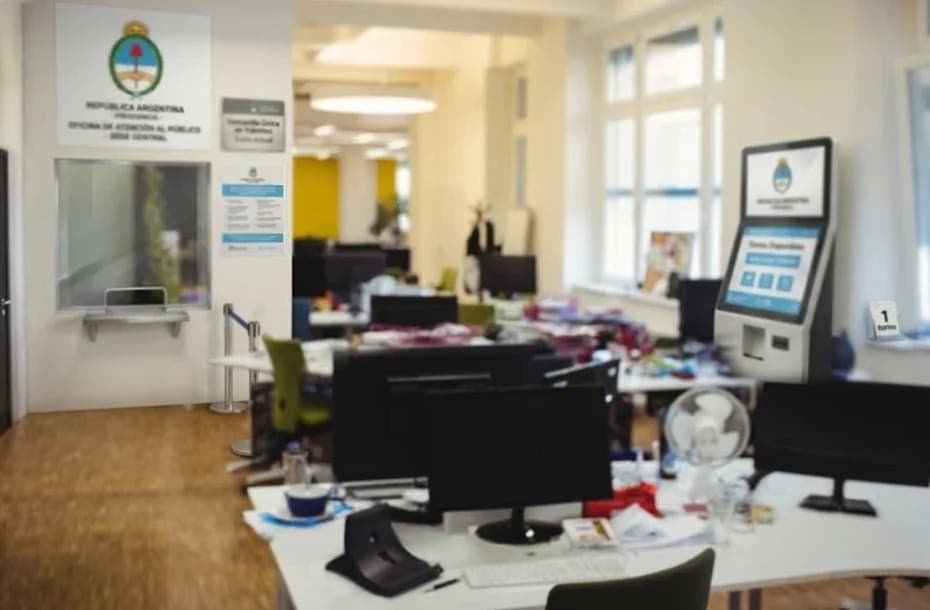 Empleados públicos podrán adherir al Régimen de Retiro Voluntario.