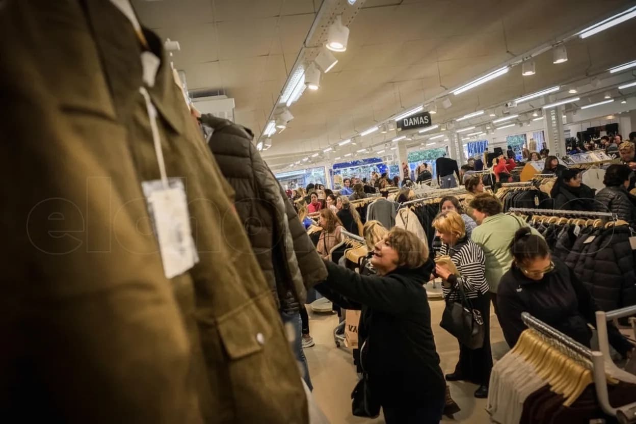 Regresa el descuento del 50% en indumentaria.