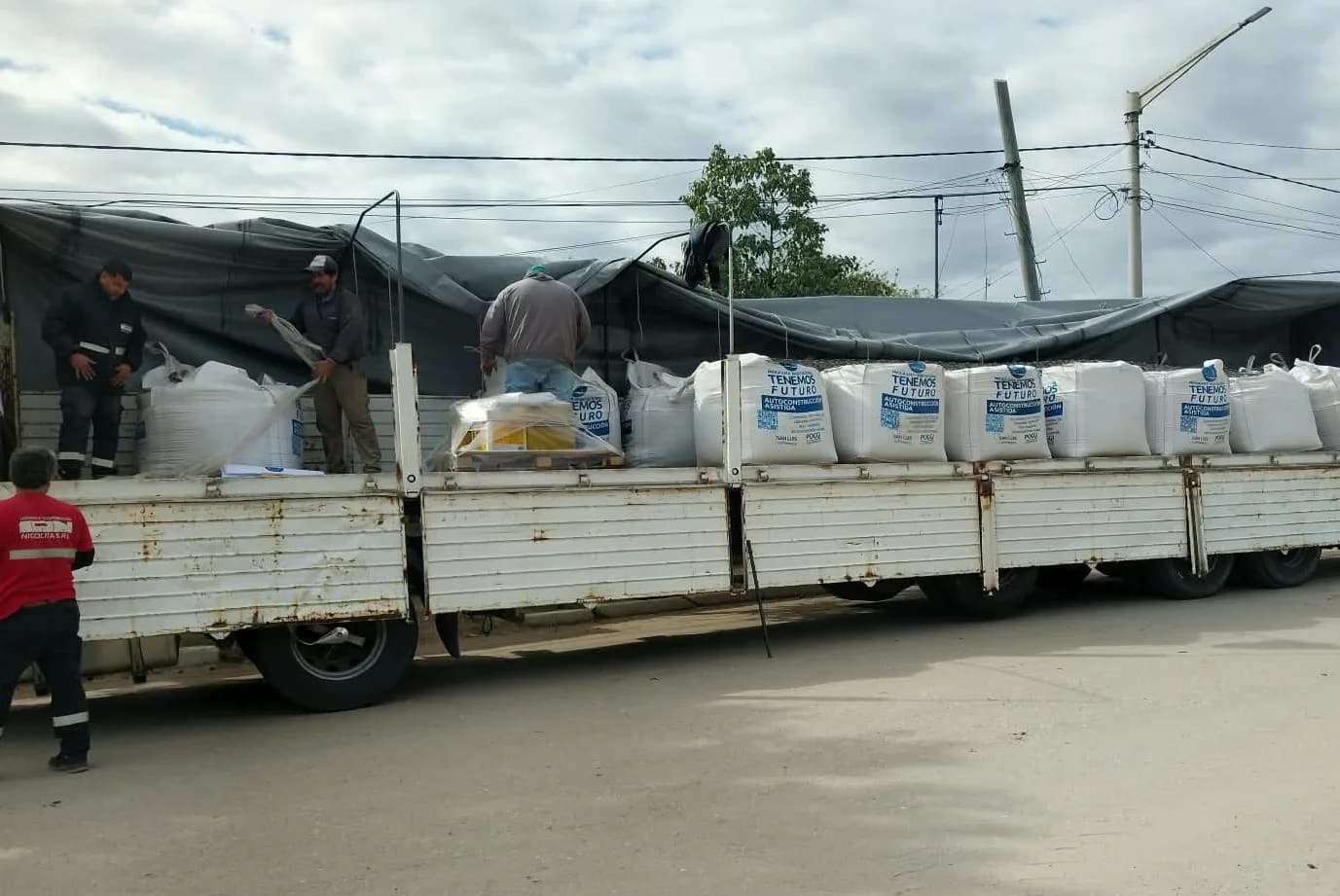‘Tenemos Futuro’: comenzó la entrega de materiales a las 122 familias adjudicadas el sábado