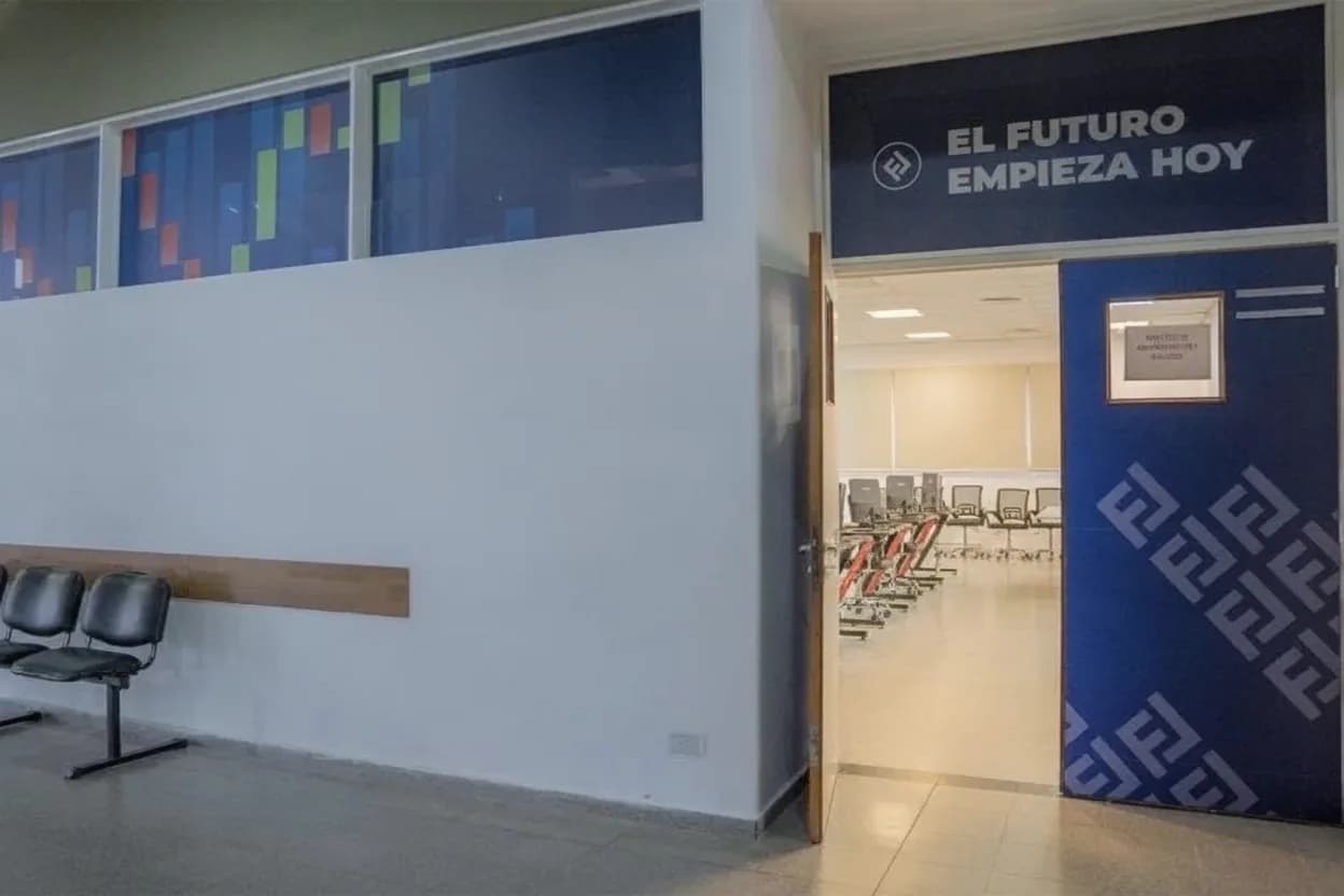 La ULP inaugura un laboratorio financiero.