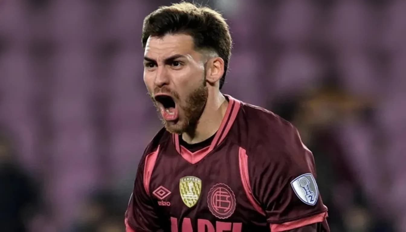 Lanús goleó a Deportivo Riestra para meterse en puestos de Playoffs del Torneo Clausura.