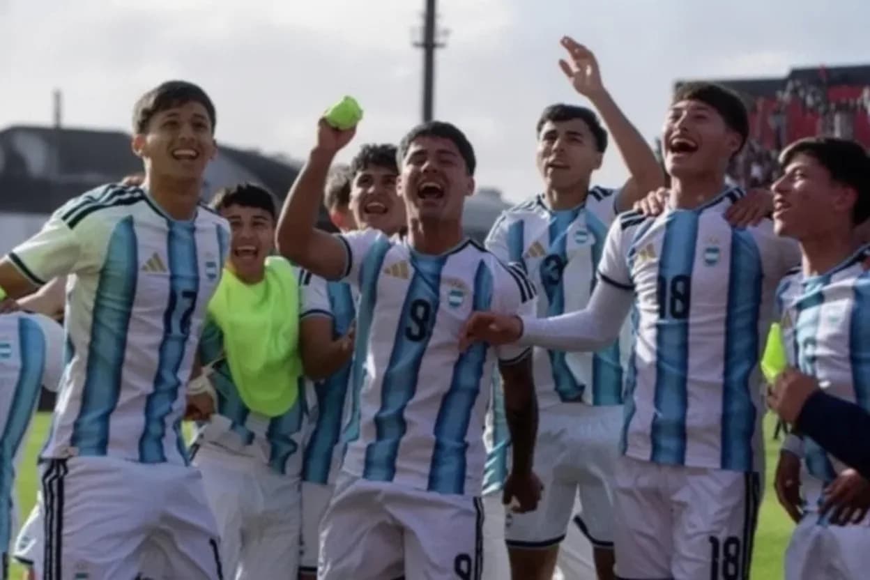 El festejo de los jugadores de la Selección argentina tras el pase a la final.