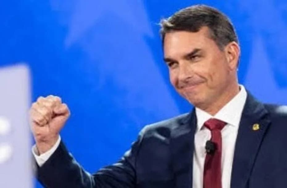 Flavio Bolsonaro.
