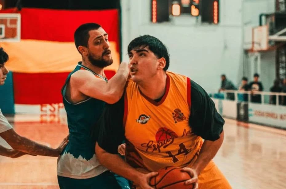 Sociedad Española se sacó la espina y ganó por primera vez en el Clausura.