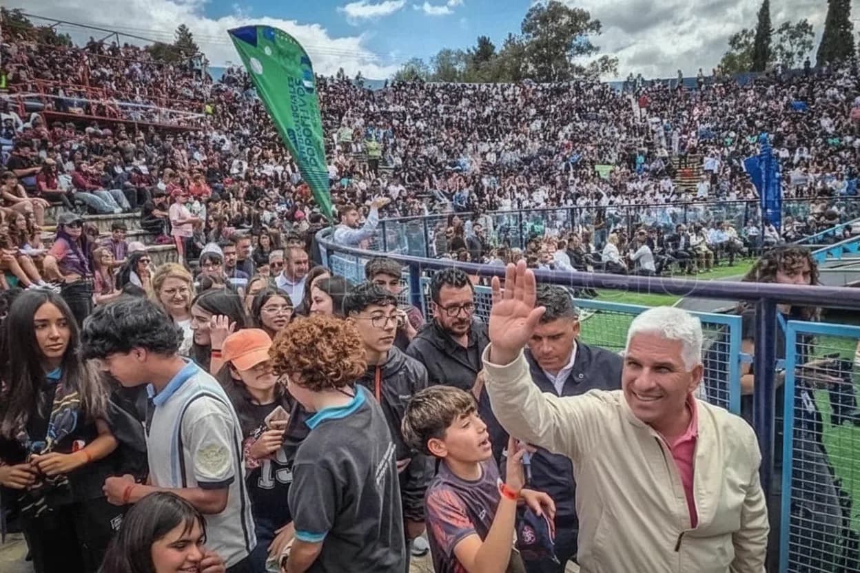 Los Juegos Intercolegiales tuvieron su gran cierre en el Ave Fénix.
