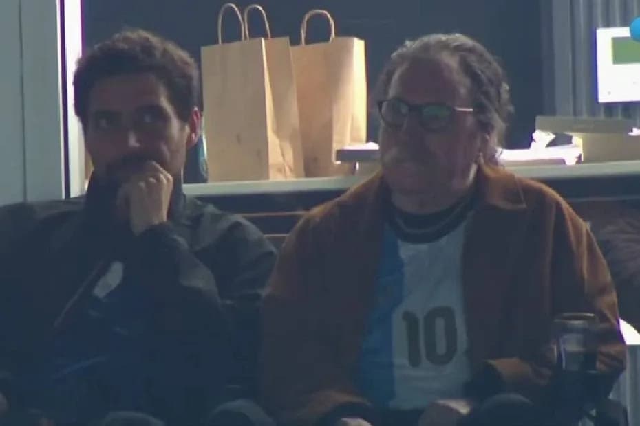 Charly García estuvo presente en la despedida de Messi de la Selección argentina.